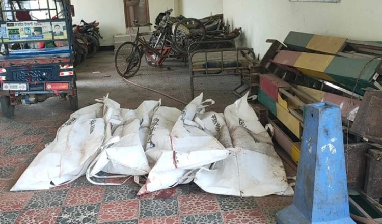 কুমিল্লায় ট্রাক দুর্ঘটনায় নিহত ৪, আহত ৩